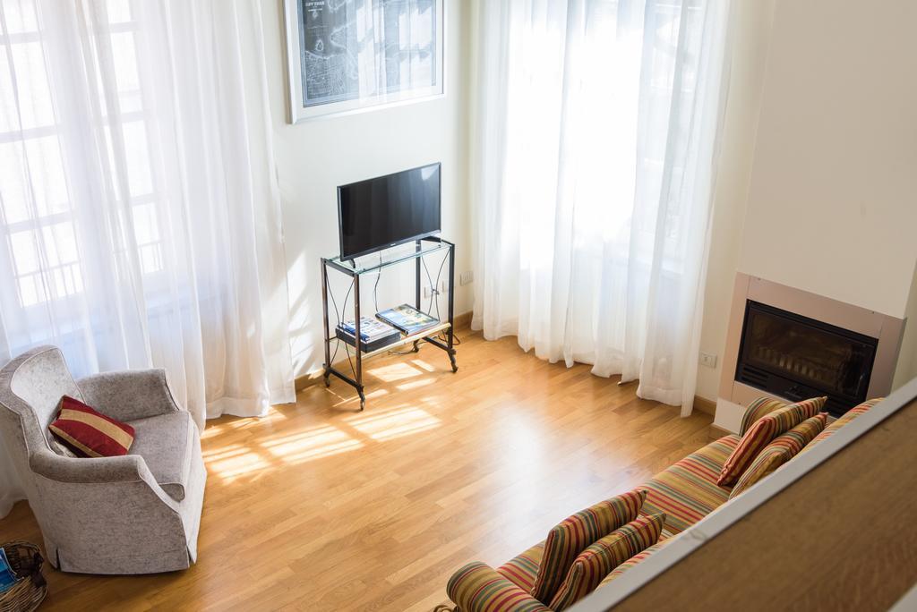 Via Rusconi 10 - Bymyhomeincomo Kültér fotó
